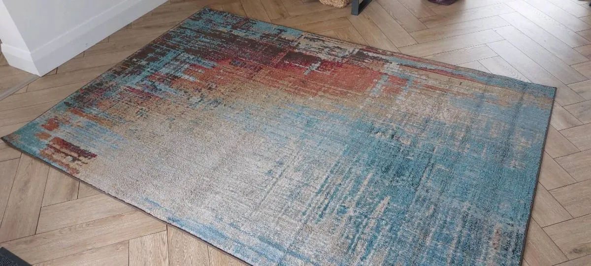 Rug - Image 1