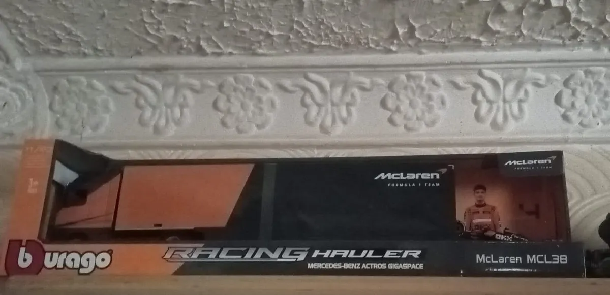 MCLAREN FORMULA 1 MCL 38 DIECAST MODEL - Image 1