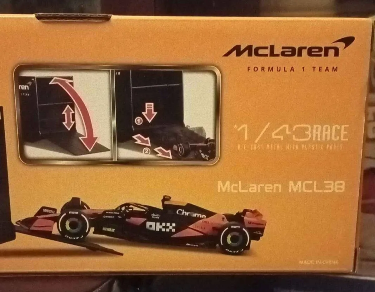 MCLAREN FORMULA 1 MCL 38 DIECAST MODEL - Image 3