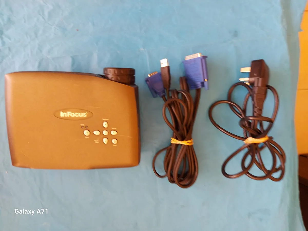 Infocus Projector Model LP70+, With Power Lead - Image 2