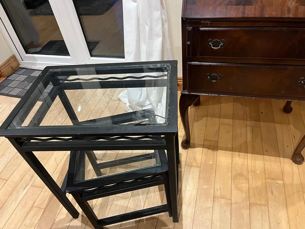 Set of 3 Heavy Black Glass Nesting Tables - Image 3