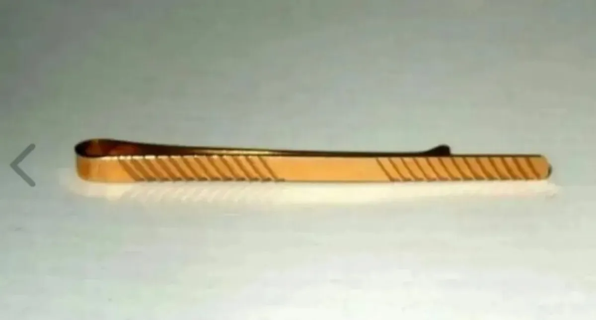 Vintage Hallmarked 9ct Gold Tie Pin - Image 2