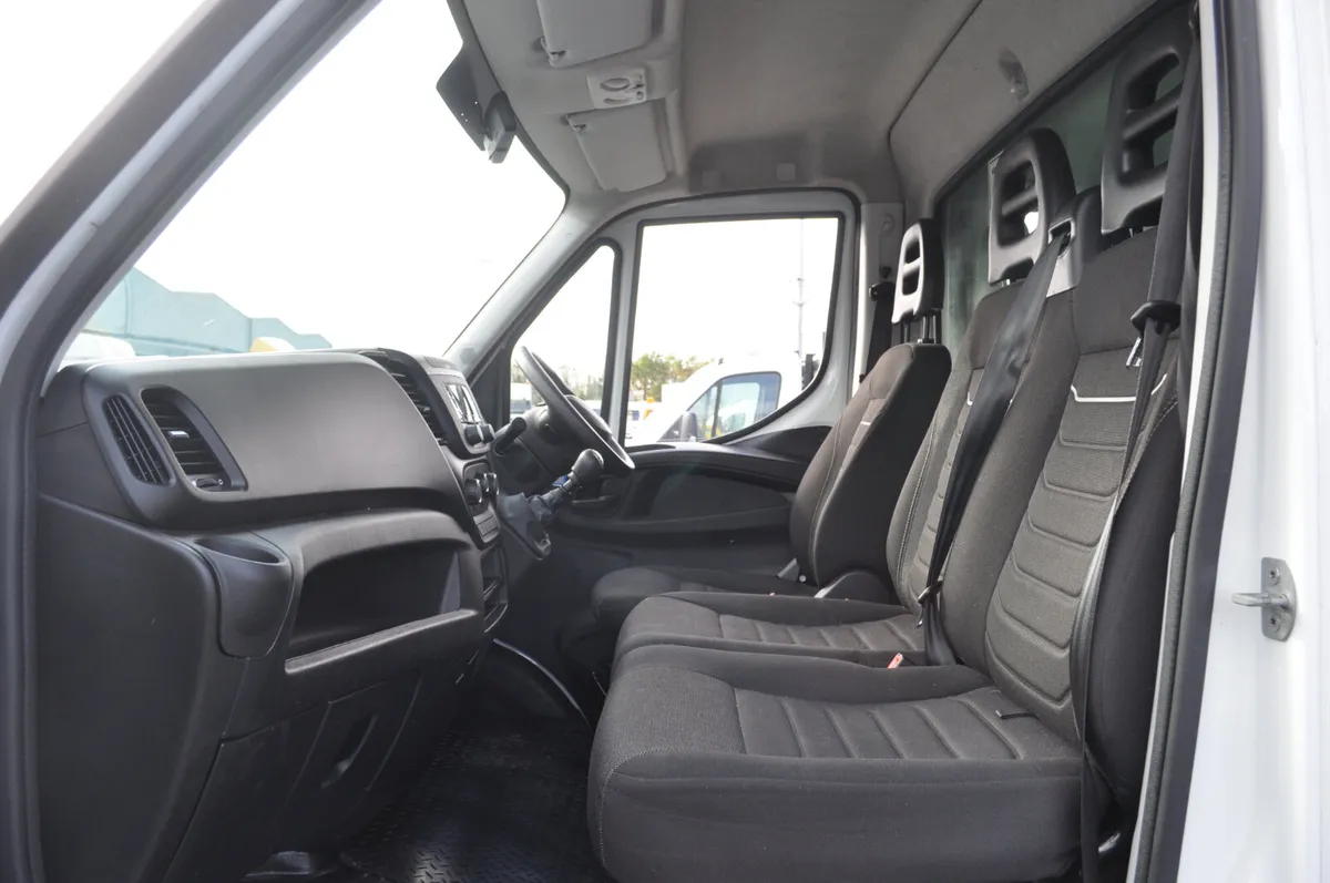 Iveco Daily Box & Taillift # HP/Leasing available* - Image 4