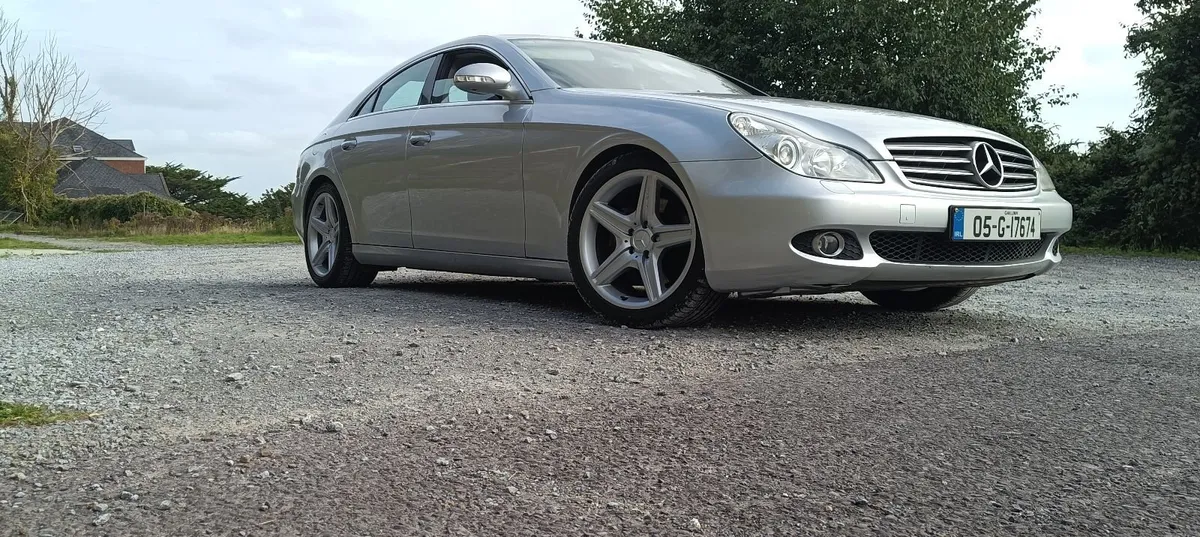 Mercedes-Benz CLS 2005 - Image 1