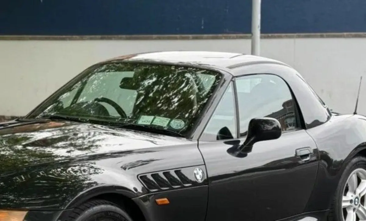 Bmw Z3 Hardtop + Upper and lower mounts - Image 2