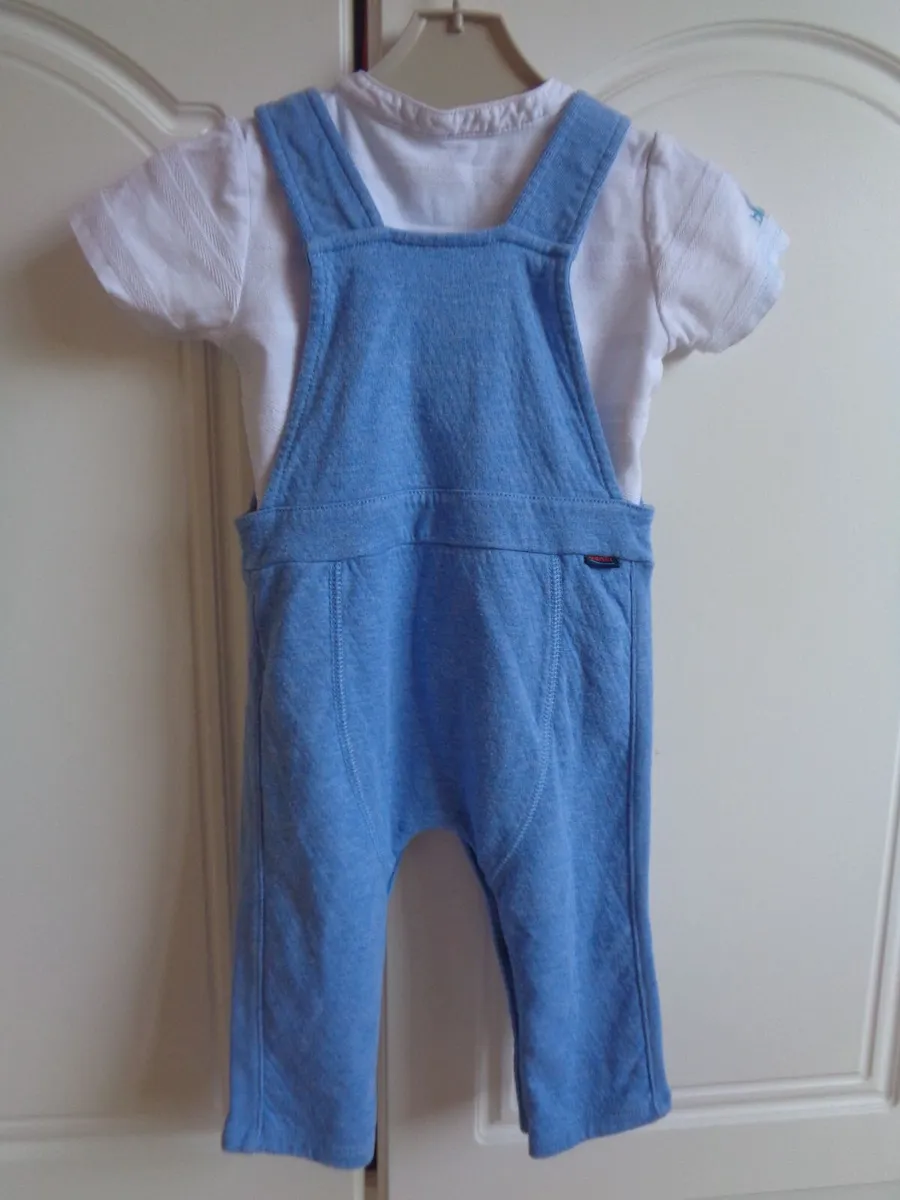Ted Baker 2 Piece Baby Set for Sale - Image 4