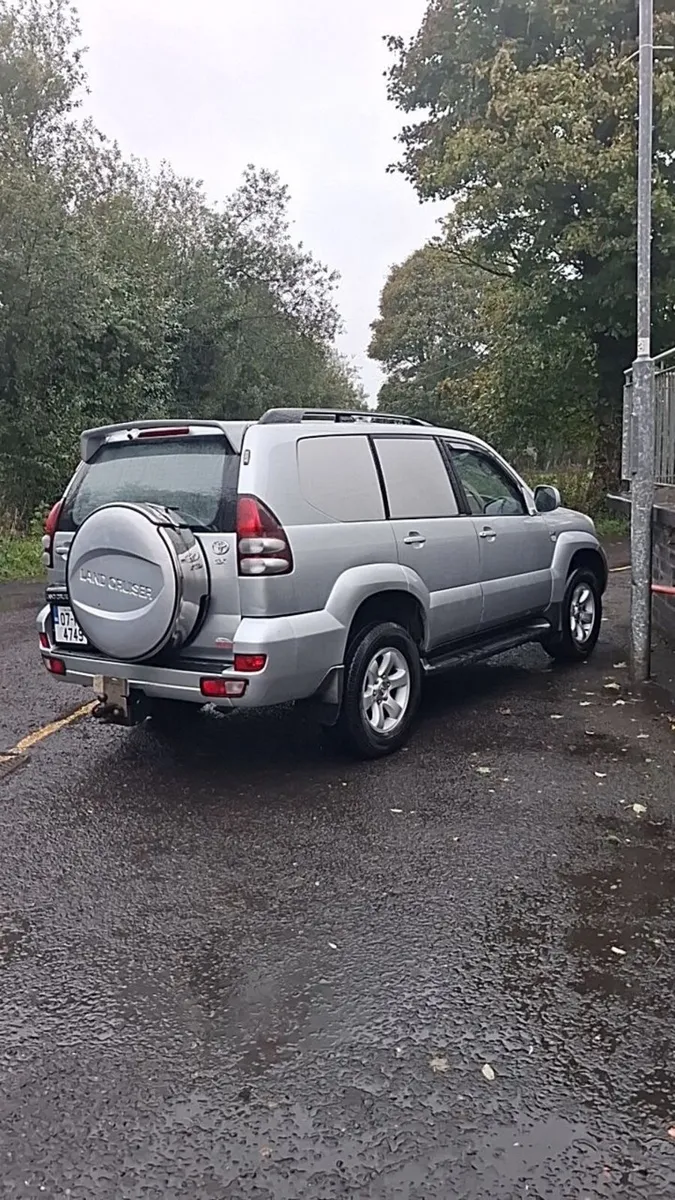 07 Landcruiser - Image 2