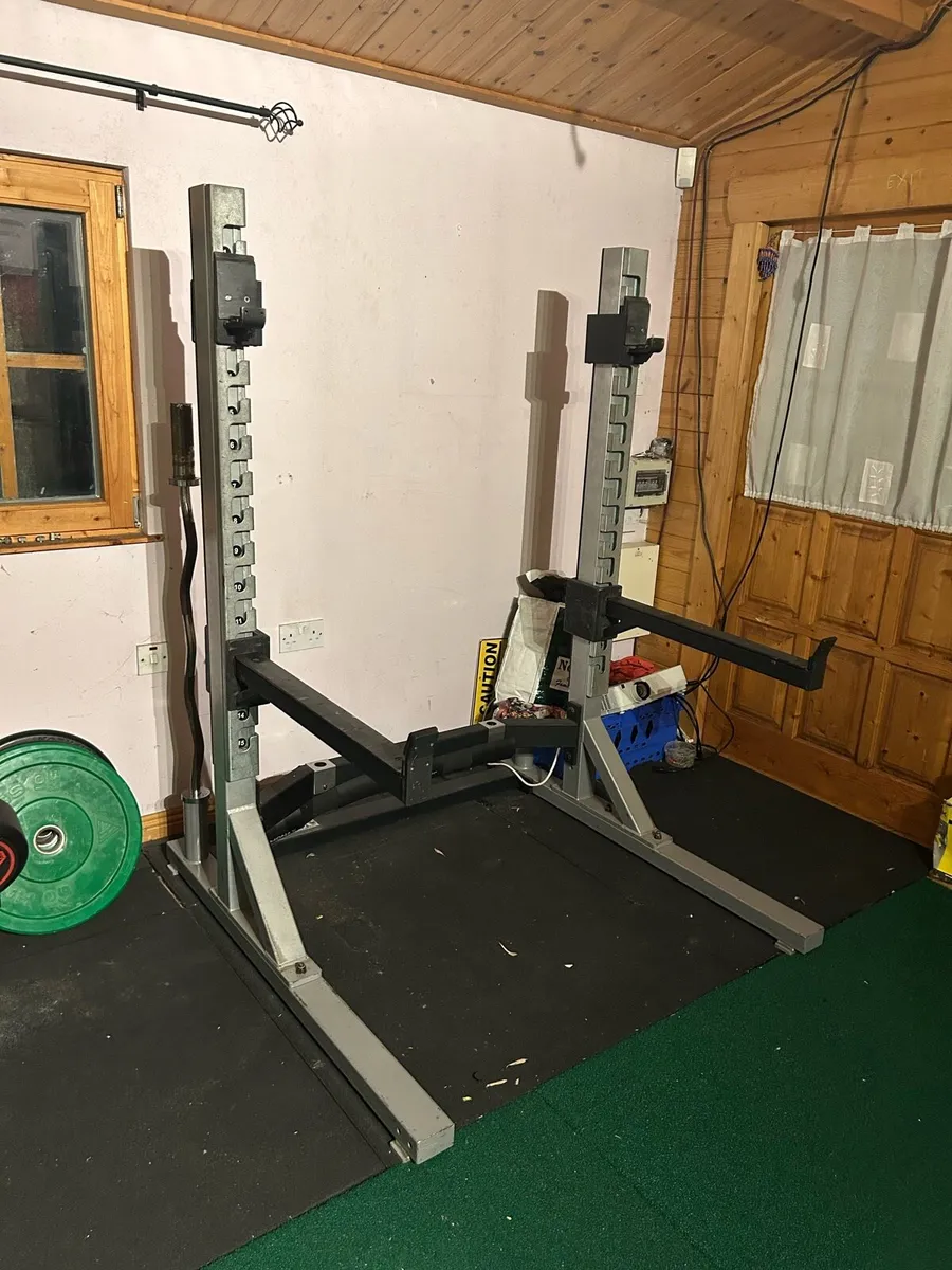 York STS Collegiate Rack with Safety Spotters - Image 1