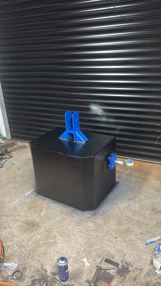 Front weight - Image 1