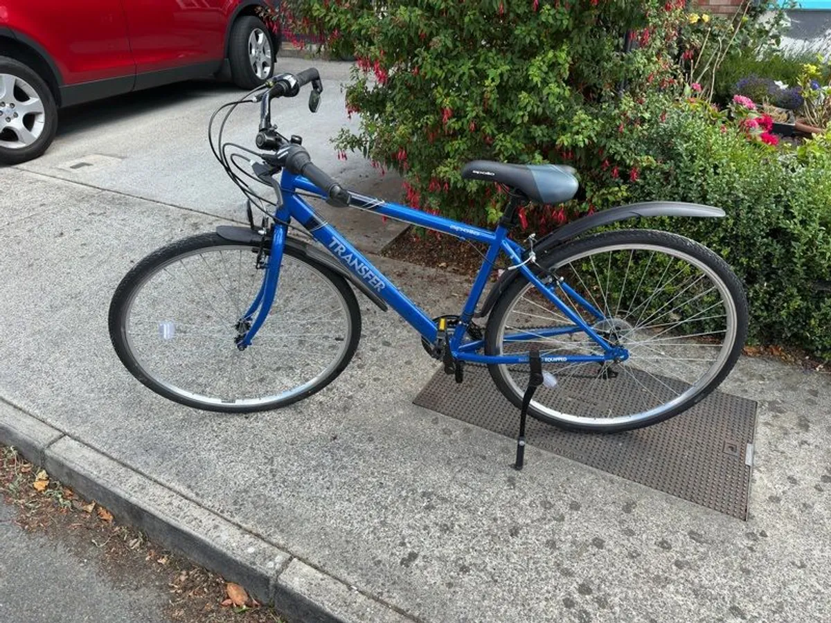 Apollo Transfer Hybrid Bike - Image 1