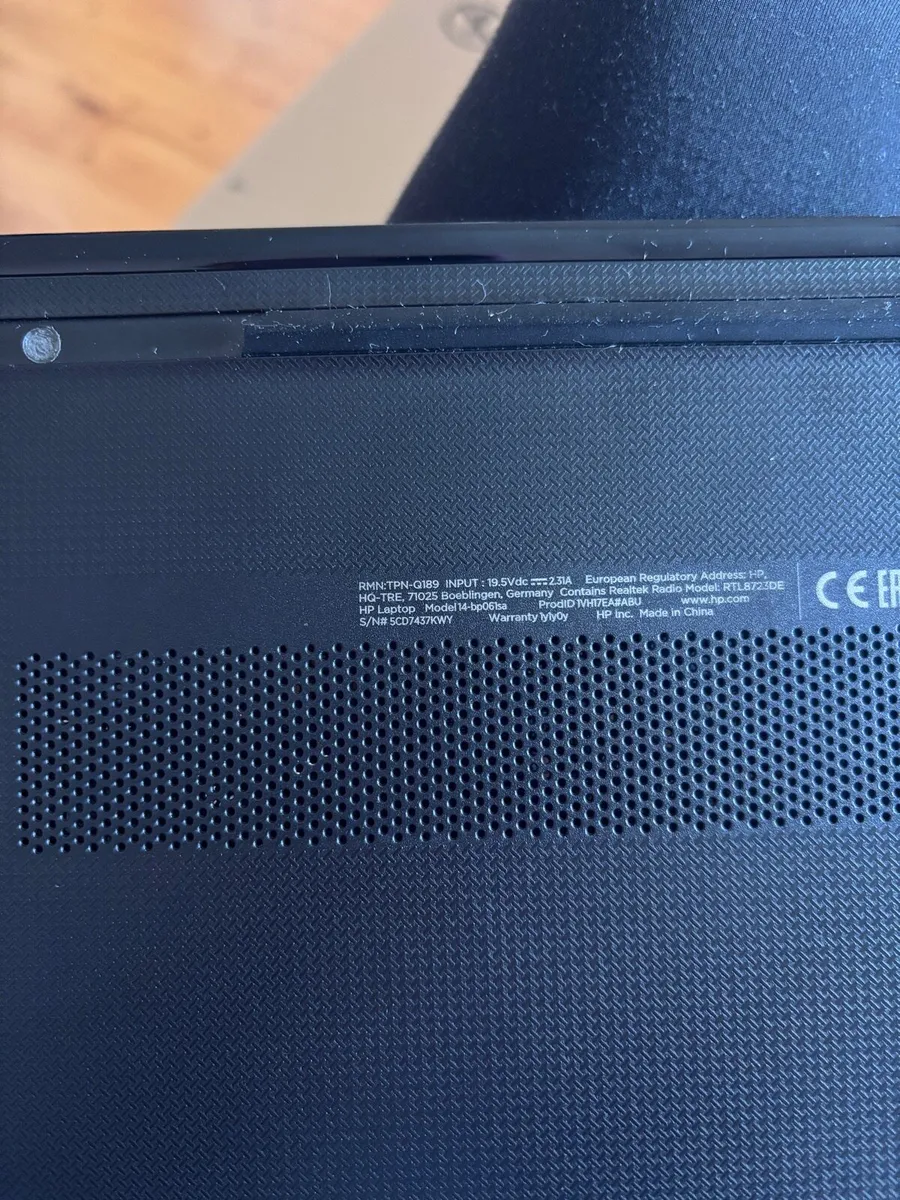 HP laptop - Image 2
