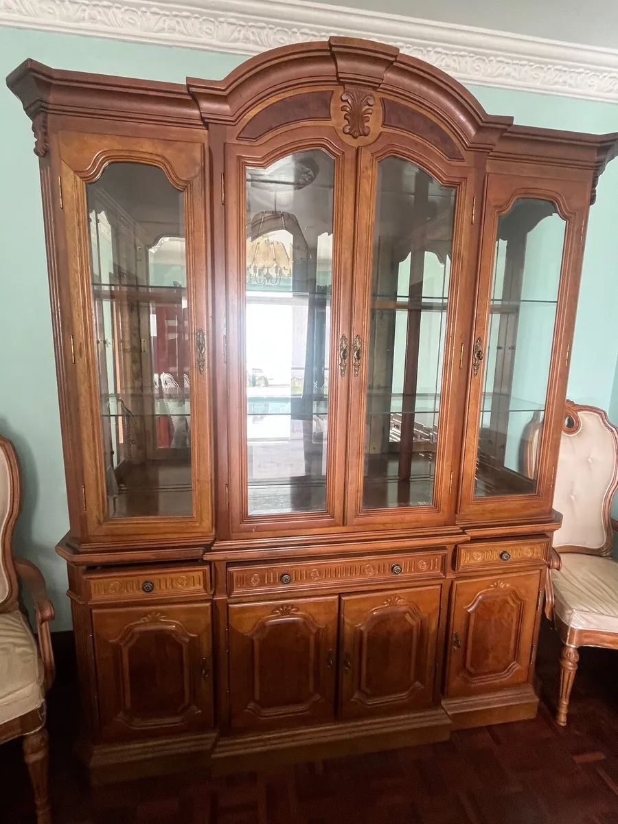 Complete Dining room set - Image 4