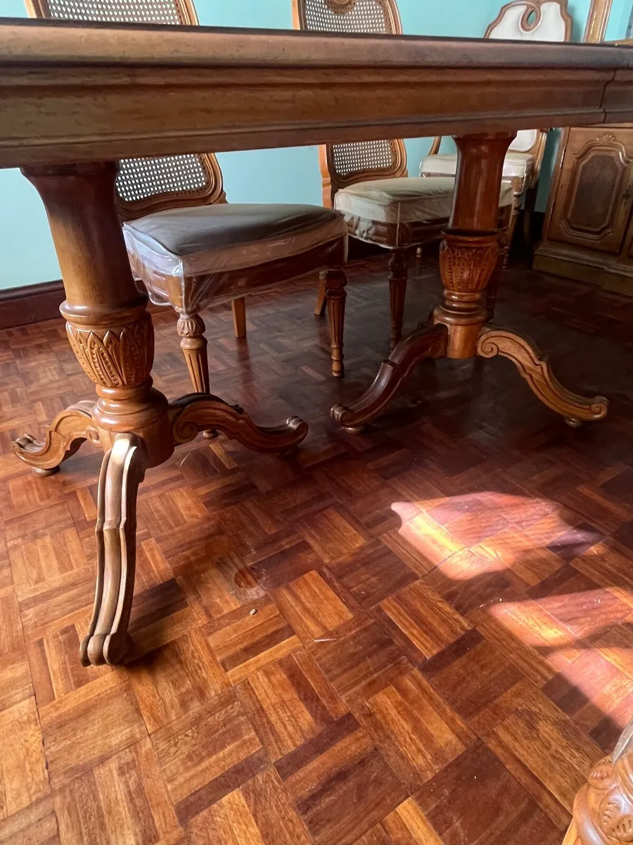 Complete Dining room set - Image 2