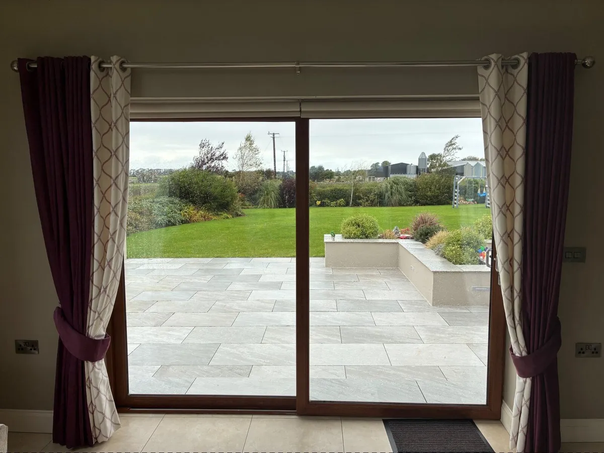 Curtains - Image 1