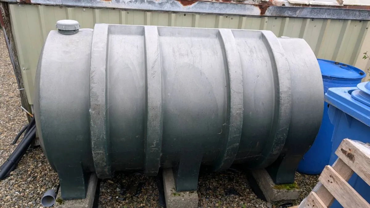 1000L Oil tank - Image 2