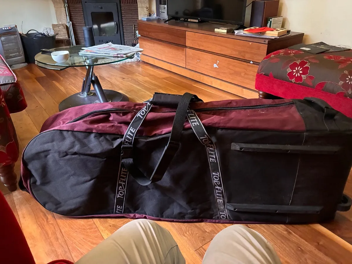 Golf clubs and bag travel Bag - Image 1
