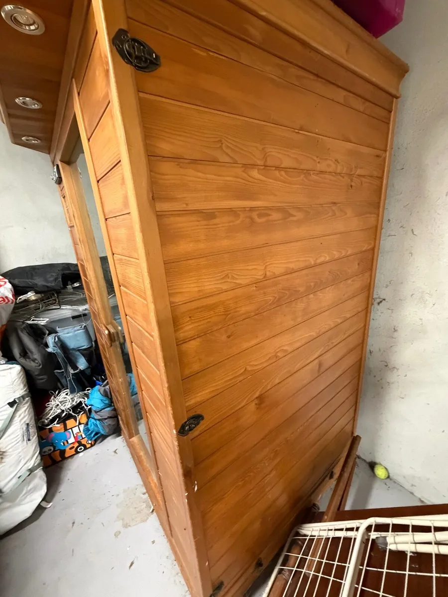 Indoor Sauna - Image 3