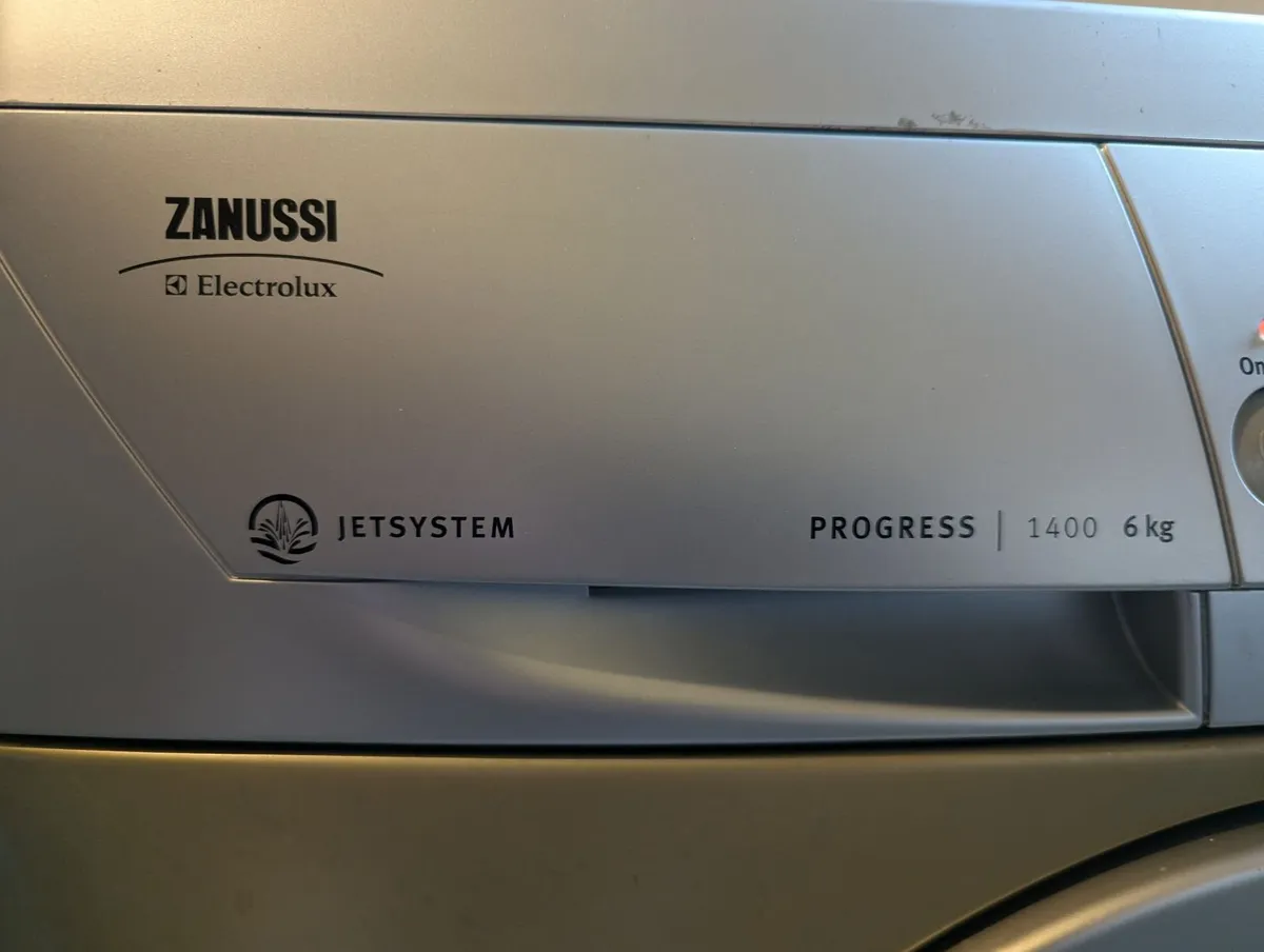 Washing machine - Image 2