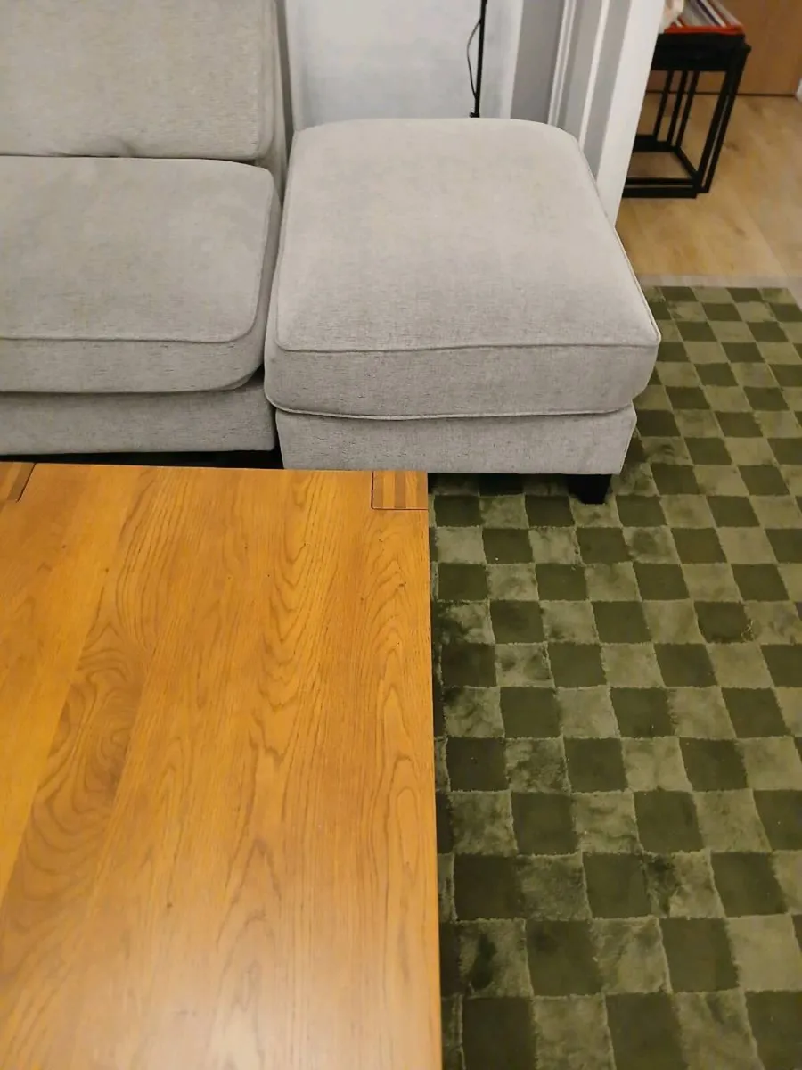 Furtures - Image 4