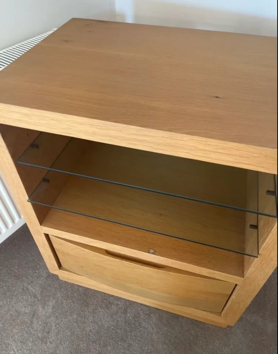 Solid Oak TV stand - Image 2