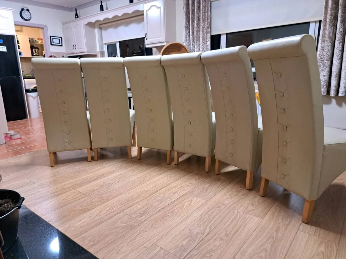 Kitchen chairs - Image 2