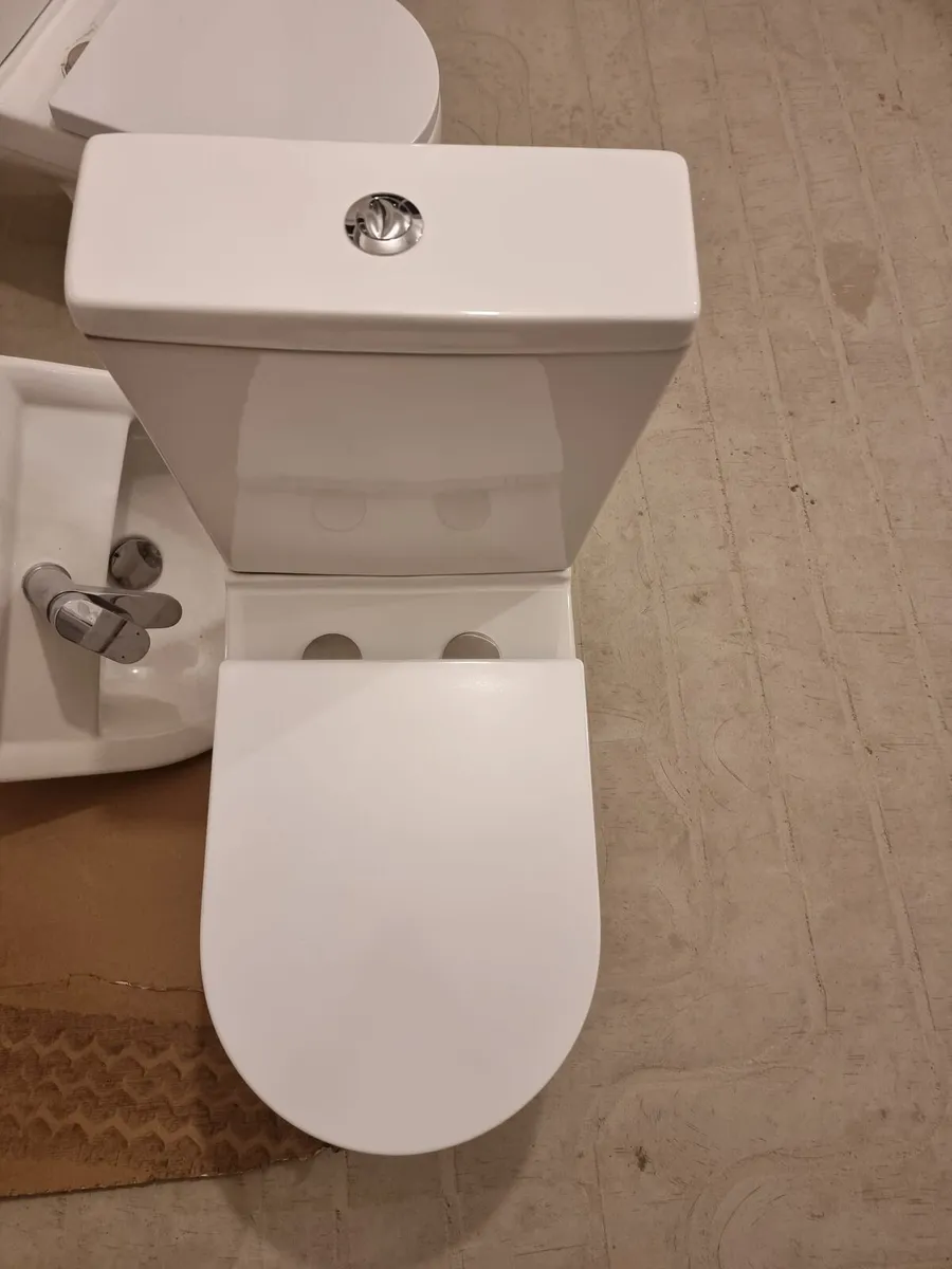 Toilets - Image 2