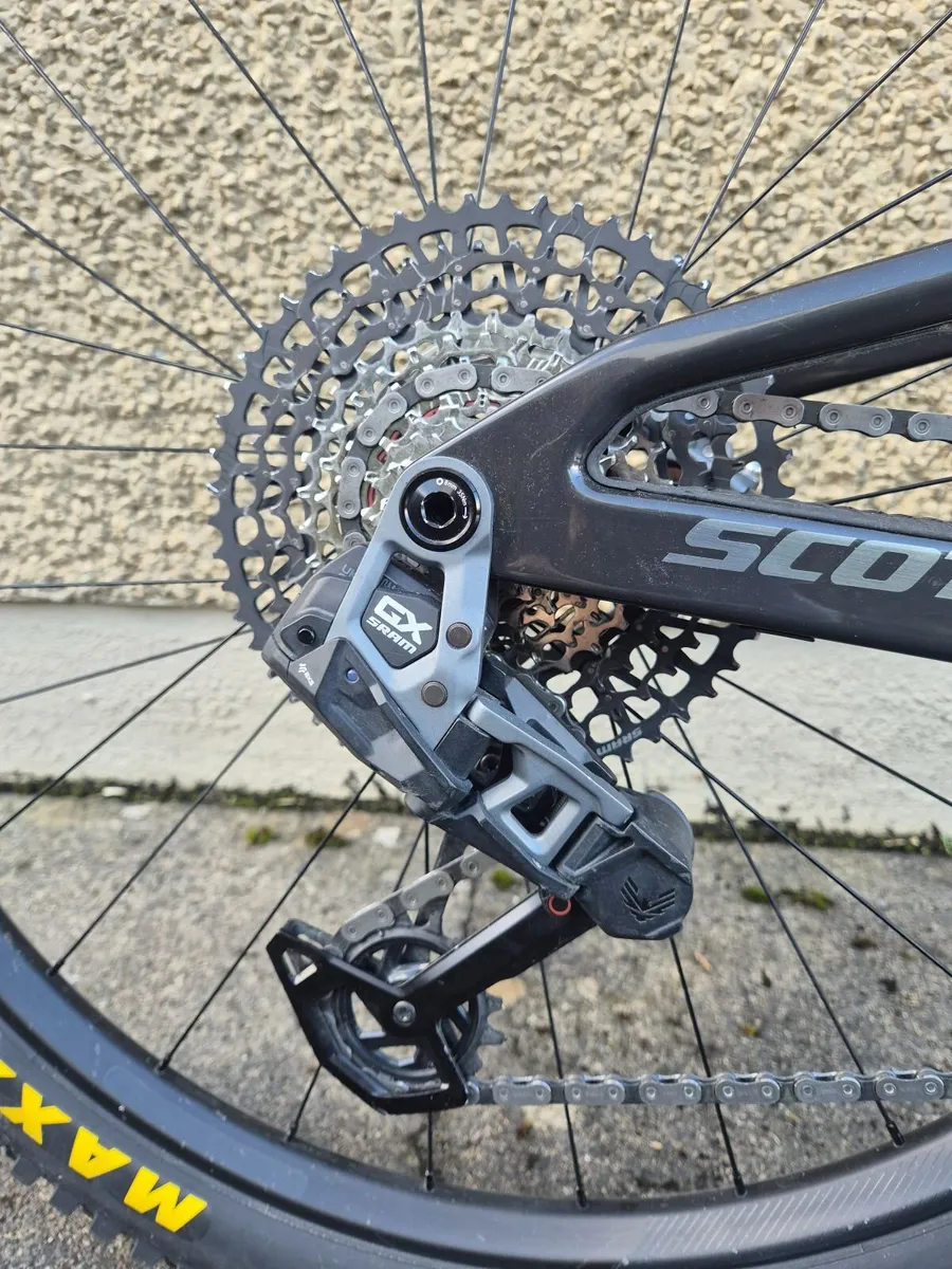 Scott Spark RC team issue MTB - Image 2