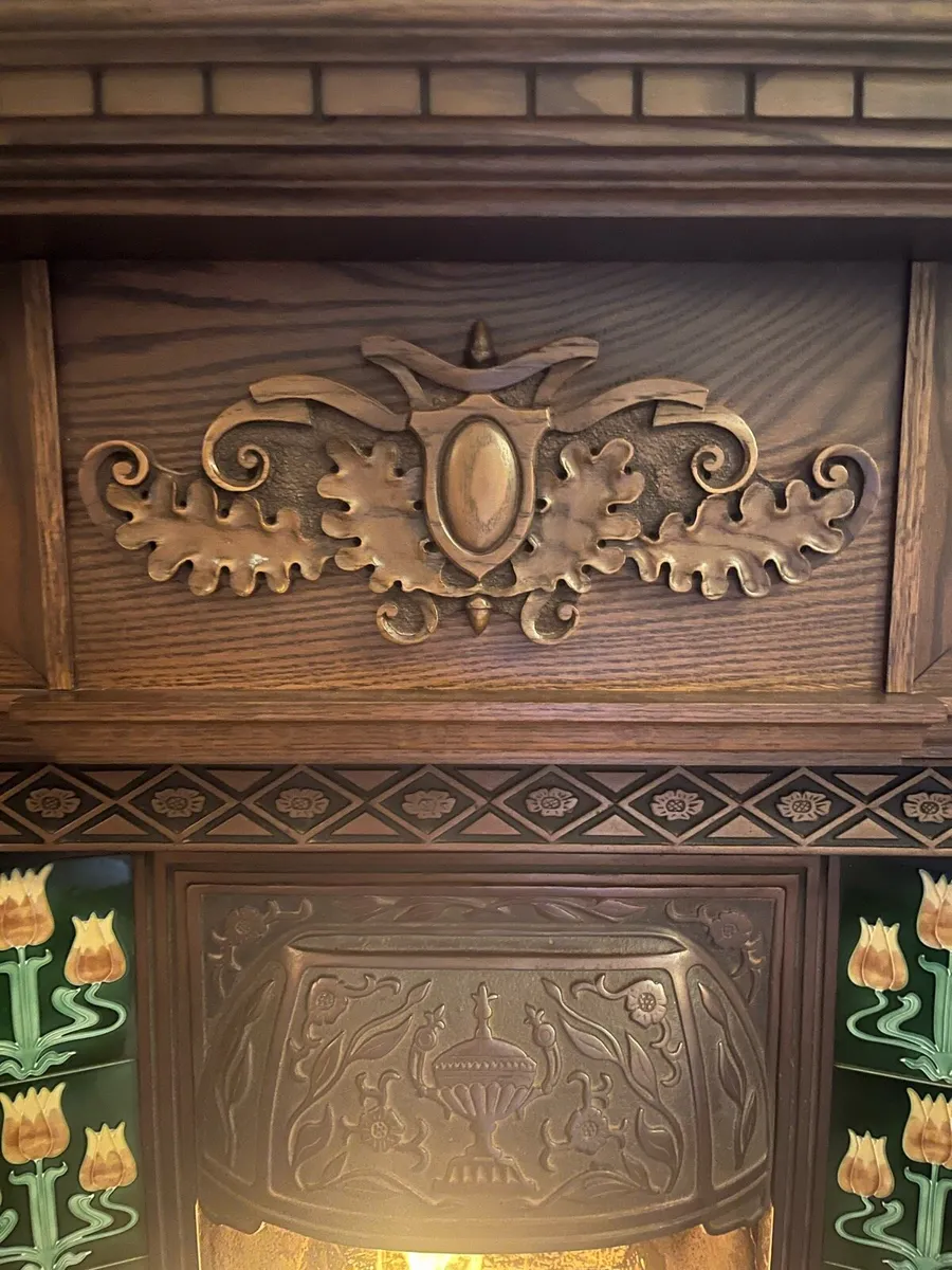Beautiful Art Nouveau-inspired fireplace - Image 3