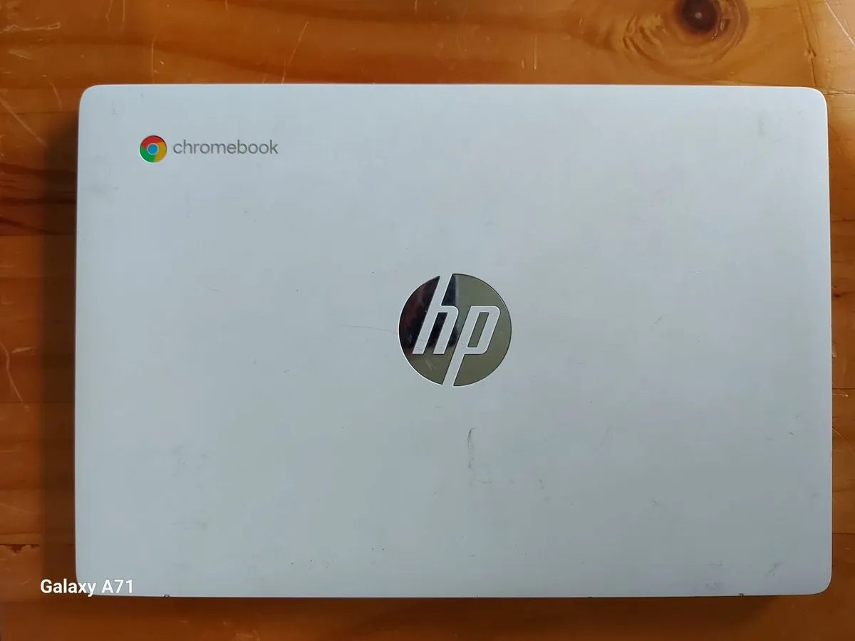 HP Chromebook, Model 11a-na0502na, White, Excellen - Image 4