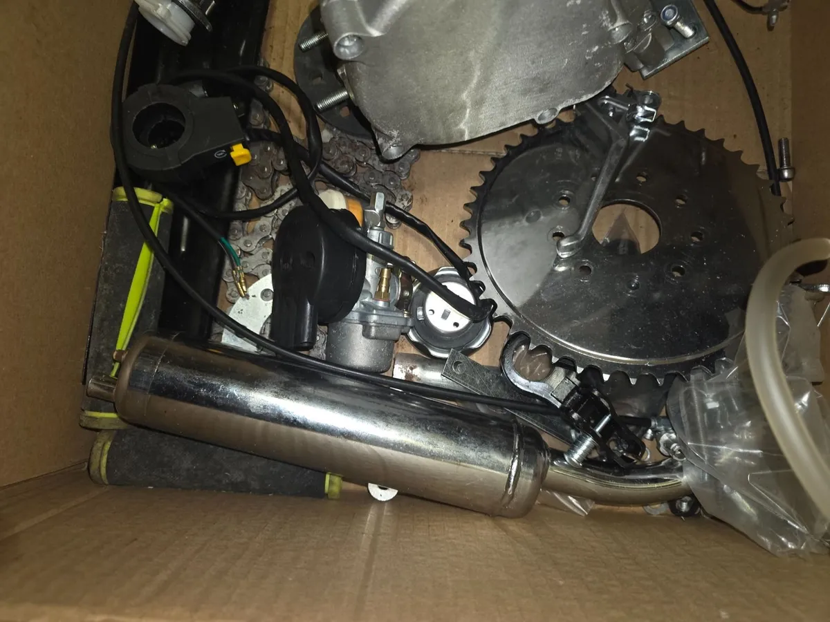 Moterbike engine - Image 3