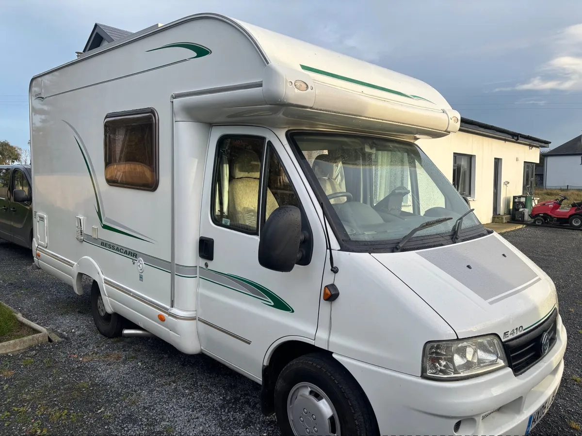 Camper - Image 2