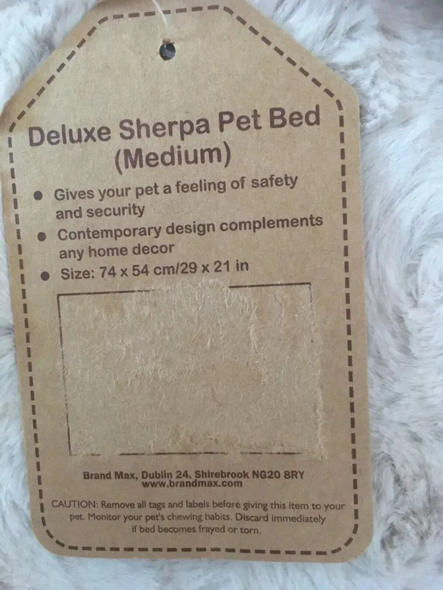 BRAND NEW Waggy Tails Sherpa Pet Bed, Medium - Image 4