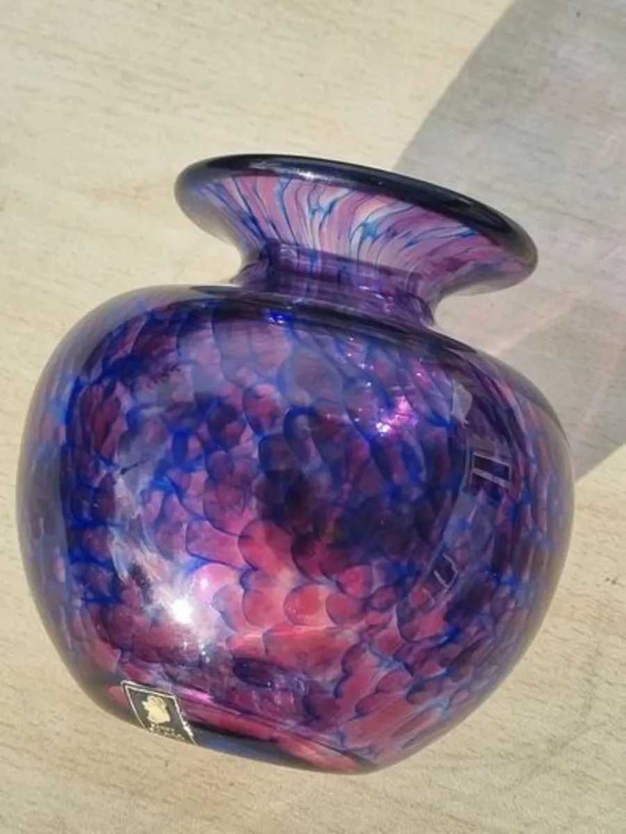 Kerry Glass Heather Globe Vase c1980 - Image 3