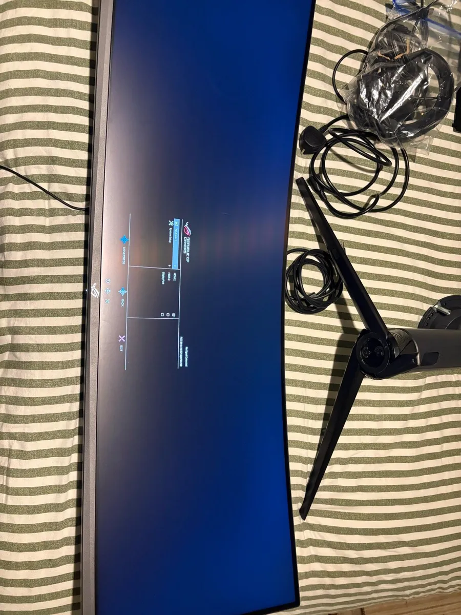ASUS ROG Curved Gaming Monitor - Image 2