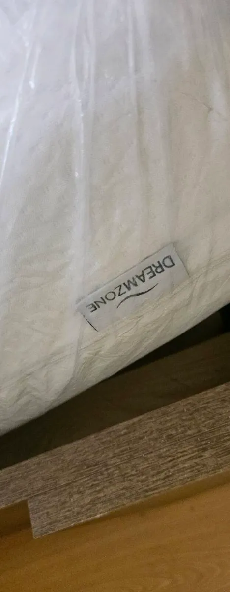 2 brand new single mattresses - Image 1