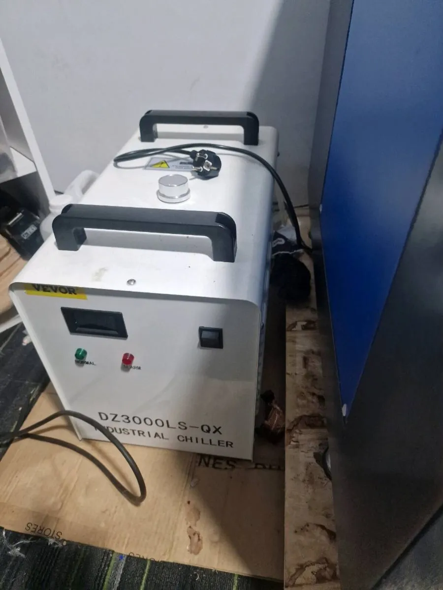 70W CO2 Laser Cutter and Engraver with 750 x 400mm - Image 2