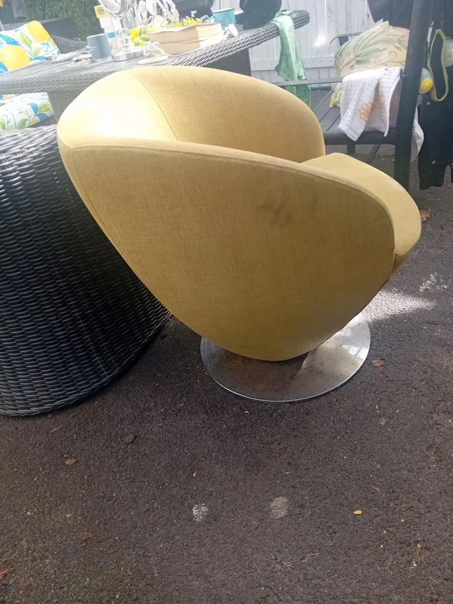 Chairs - Image 2