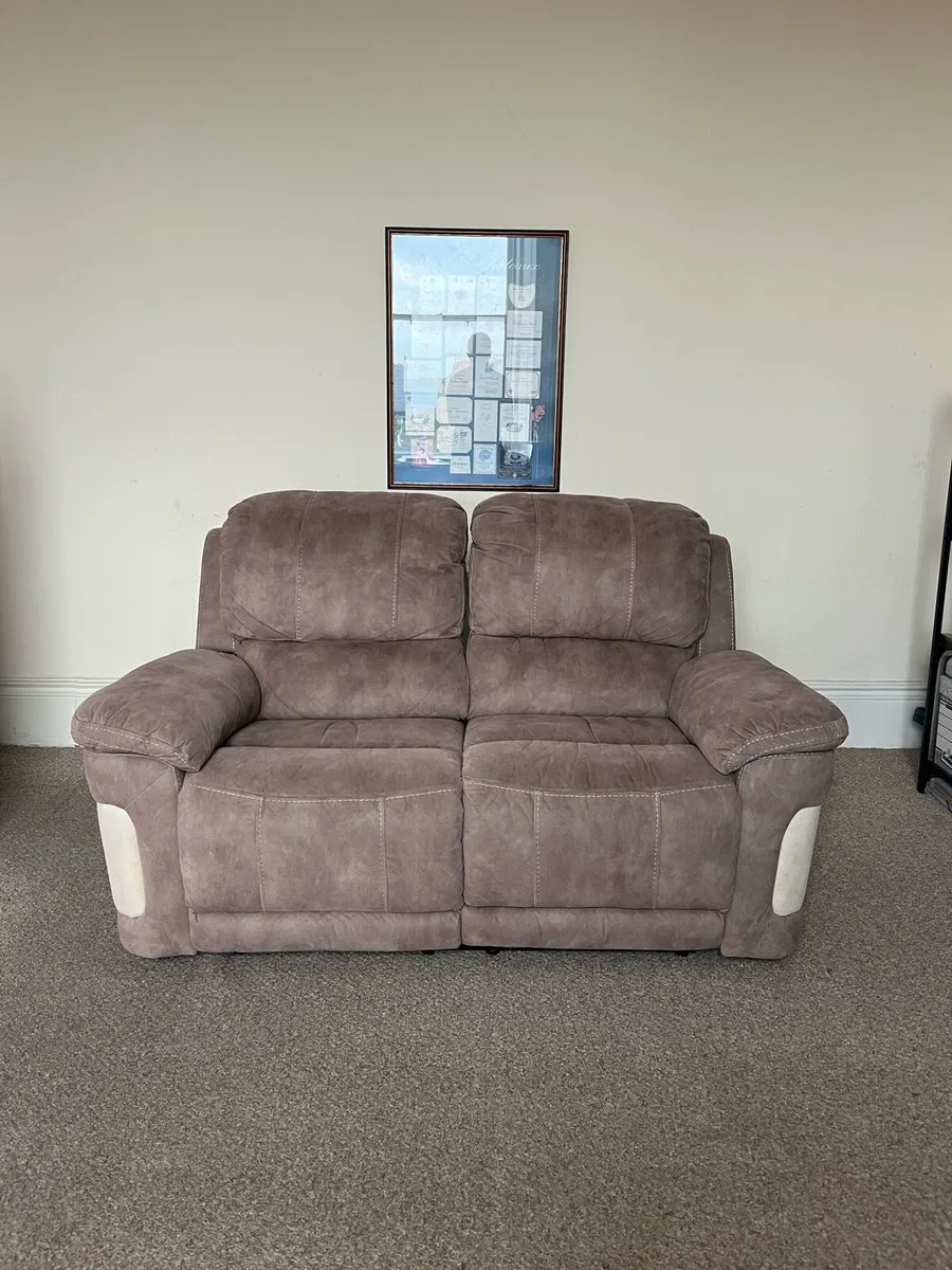 2-Seat Recliner Sofa / Couch - Image 1