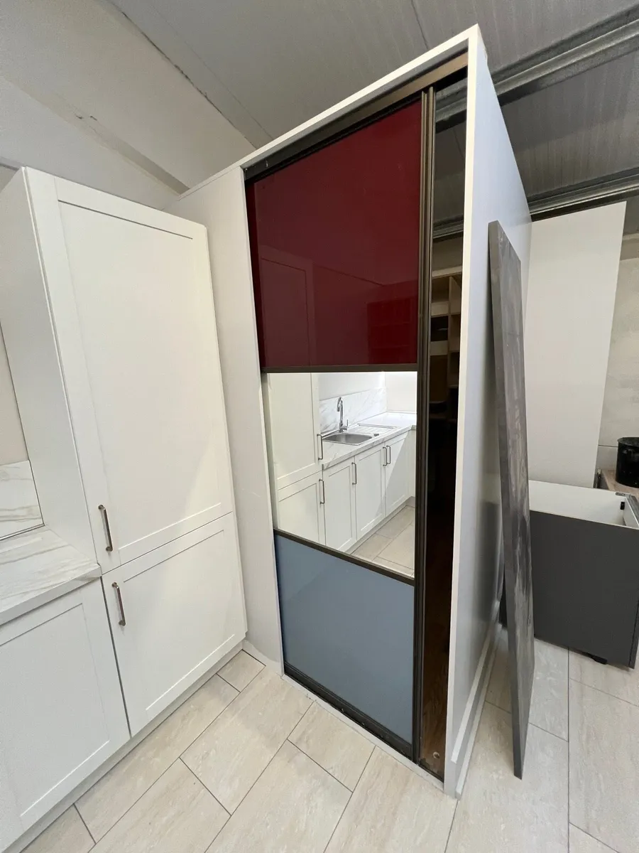 Wardrobe - Image 4