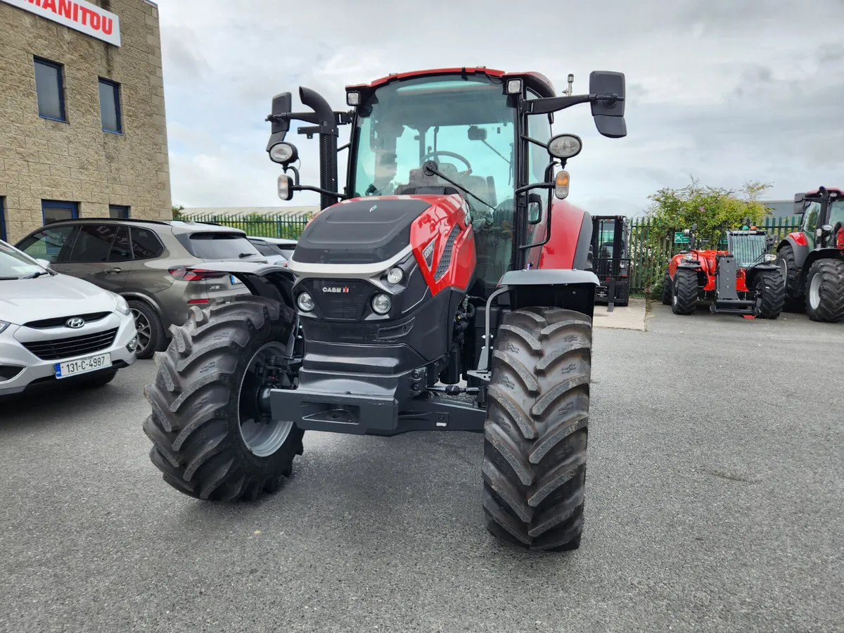 Case Farmall 120 M - Image 3