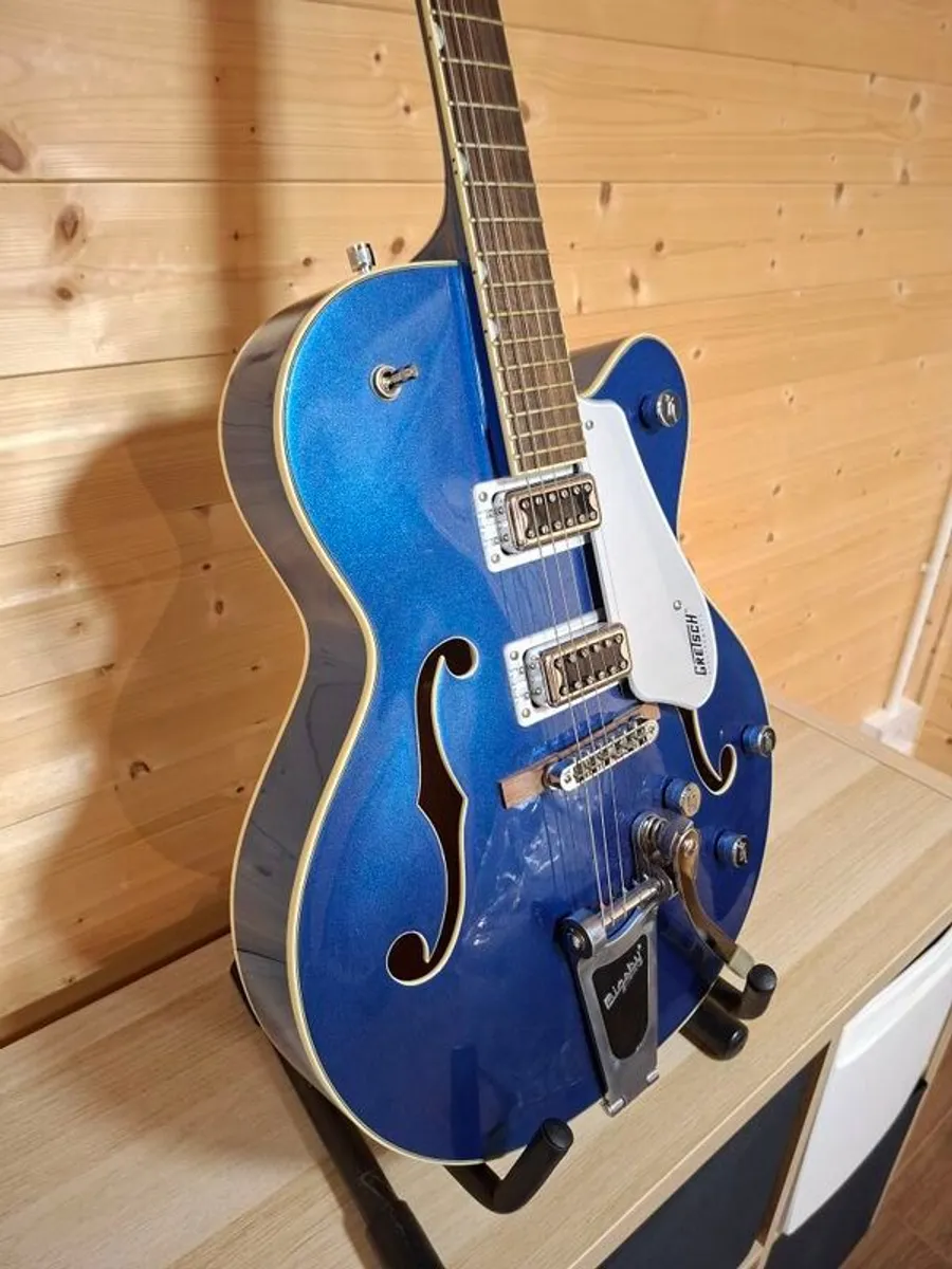 Gretsch G5420T Electromatic Azure Blue with Hard Case - Image 1