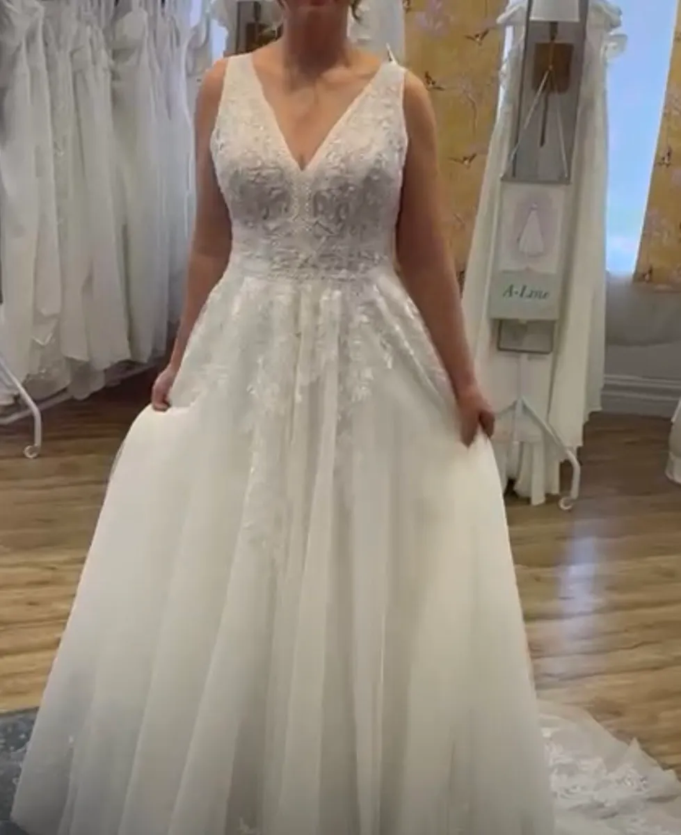 Wedding Dress - Image 3