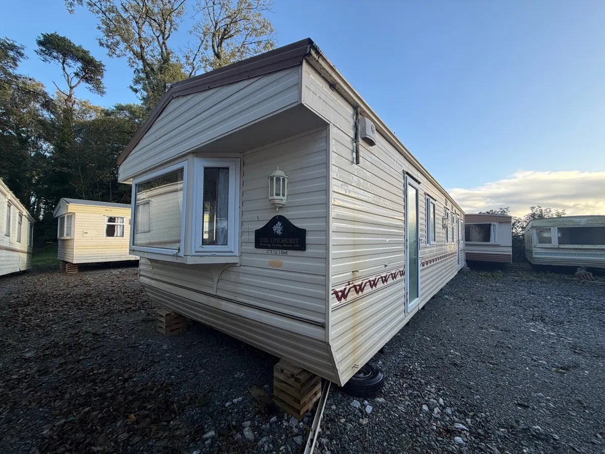 Double Glazed Central Heated - Image 1