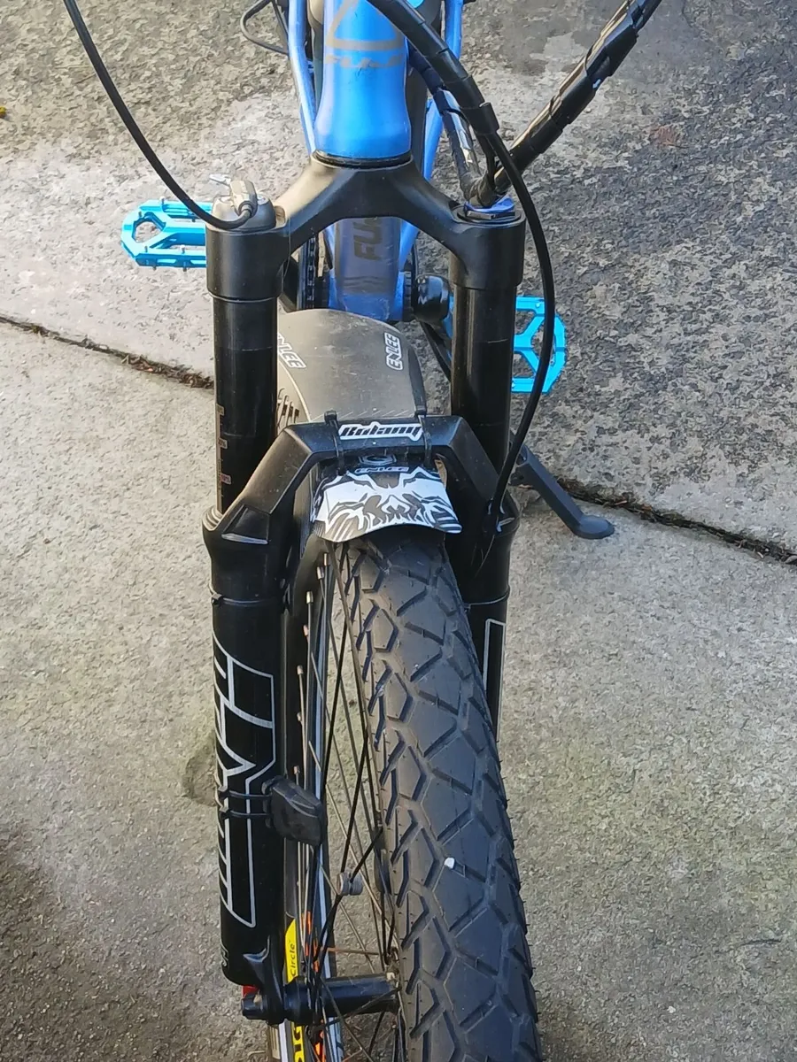 Electric bicycle - Image 2
