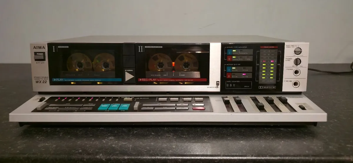 DOUBLE CASETTE DECK AIWA WX22 VINTAGE MEGA RARE - Image 3