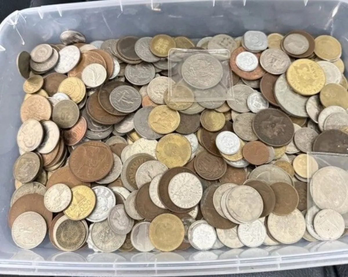 1.8KG ...OF OLD  WORLD 🌎 COINS ..... - Image 2
