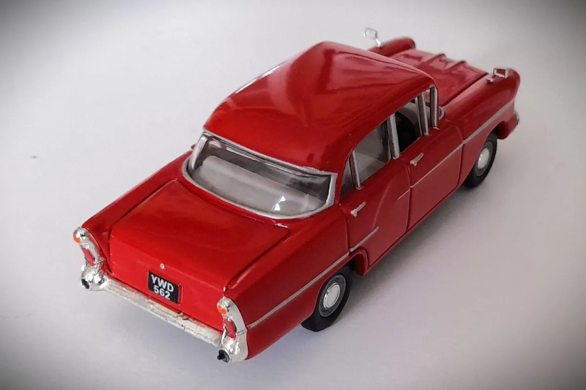 Diecast 1:43 Vanguards - Vauxhall Victor F Series - Image 3