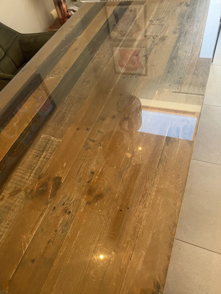 Dining / Kitchen Table - Image 3