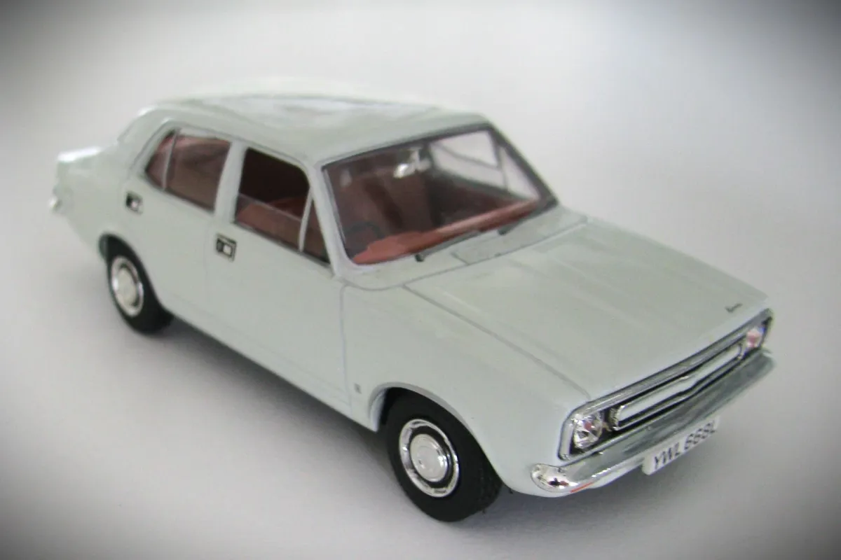 Diecast 1:43 Vanguards - Morris Marina White - Image 3