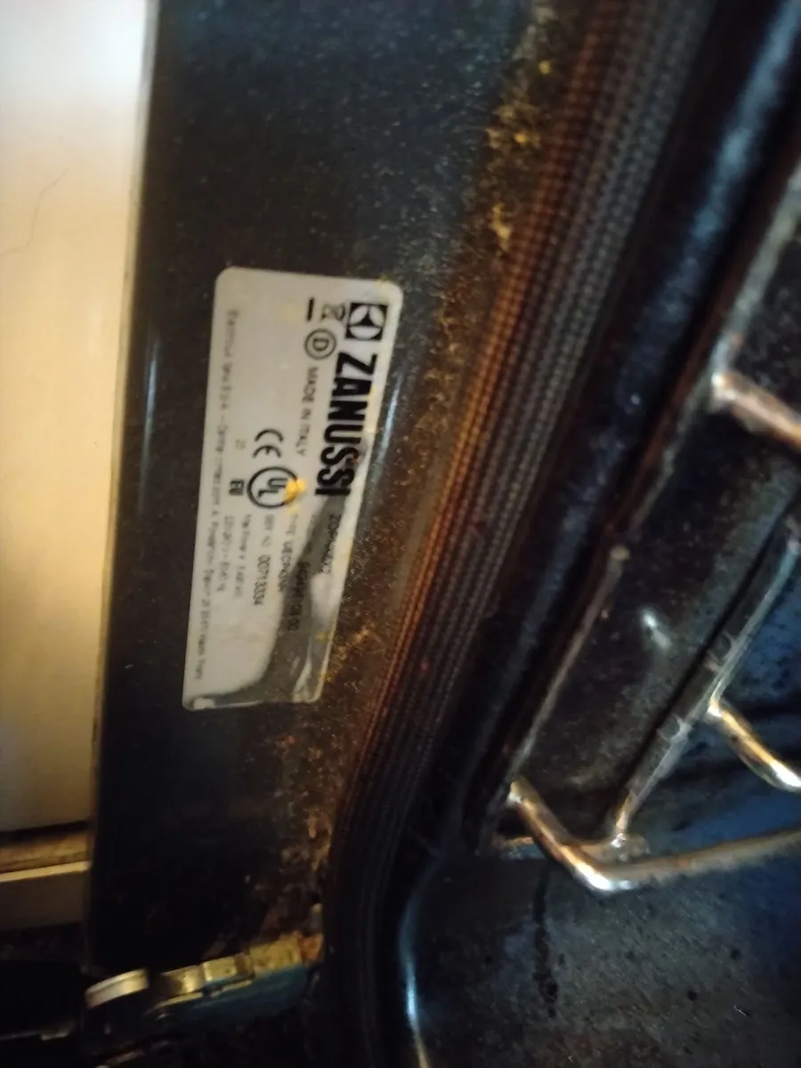 Zanussi pyrolytic oven - Image 4